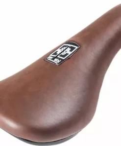 Fit Lo-Bolt Pivotal Seat