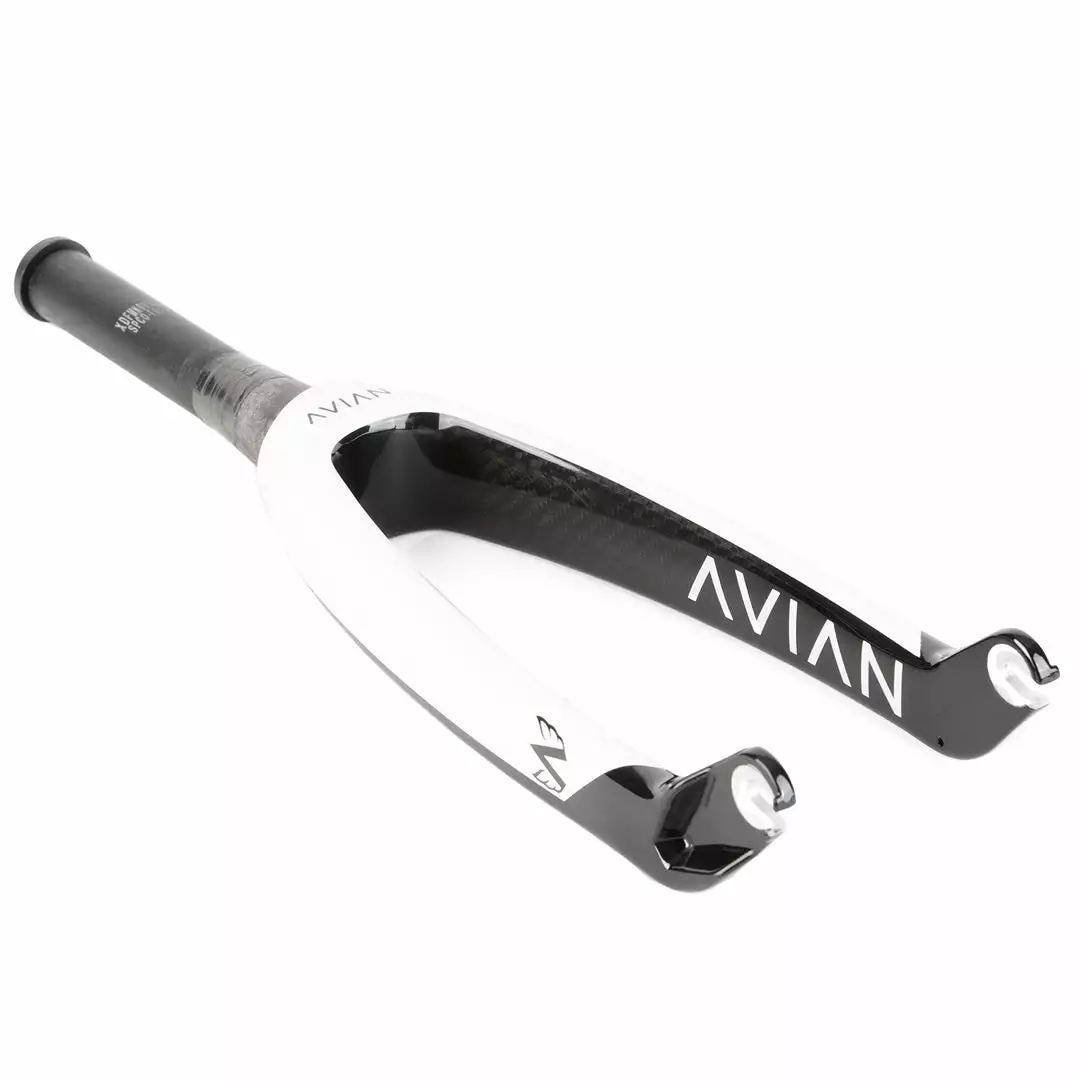 Avian Versus Tapered Carbon Pro Fork-20"-10mm Forks 8 Avian Versus Tapered Carbon Pro Fork-20"-10mm Forks