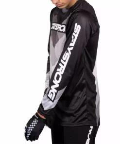 Stay Strong Chevron Jersey-Black