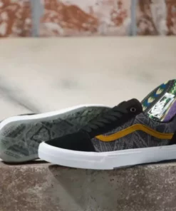 Vans Old Skool Courage Adams BMX Shoes-Black/Golden Brown