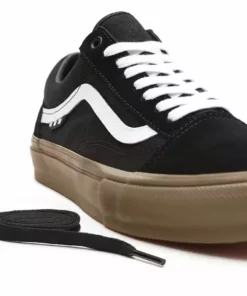 Vans Old Skool Shoes-Black/Gum 16 Vans Old Skool Shoes-Black/Gum