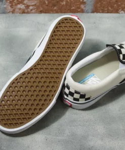 Vans Slip-On Pro Shoe-Black/White Checkerboard SHOES