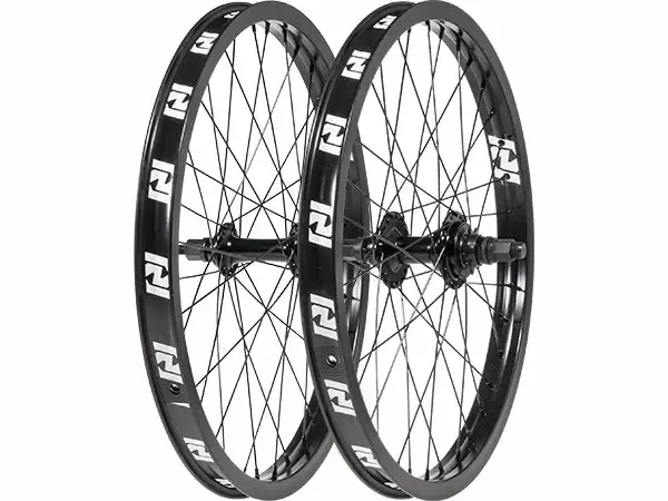 Revenge OEM 20" Wheelset 1 Revenge OEM 20" Wheelset