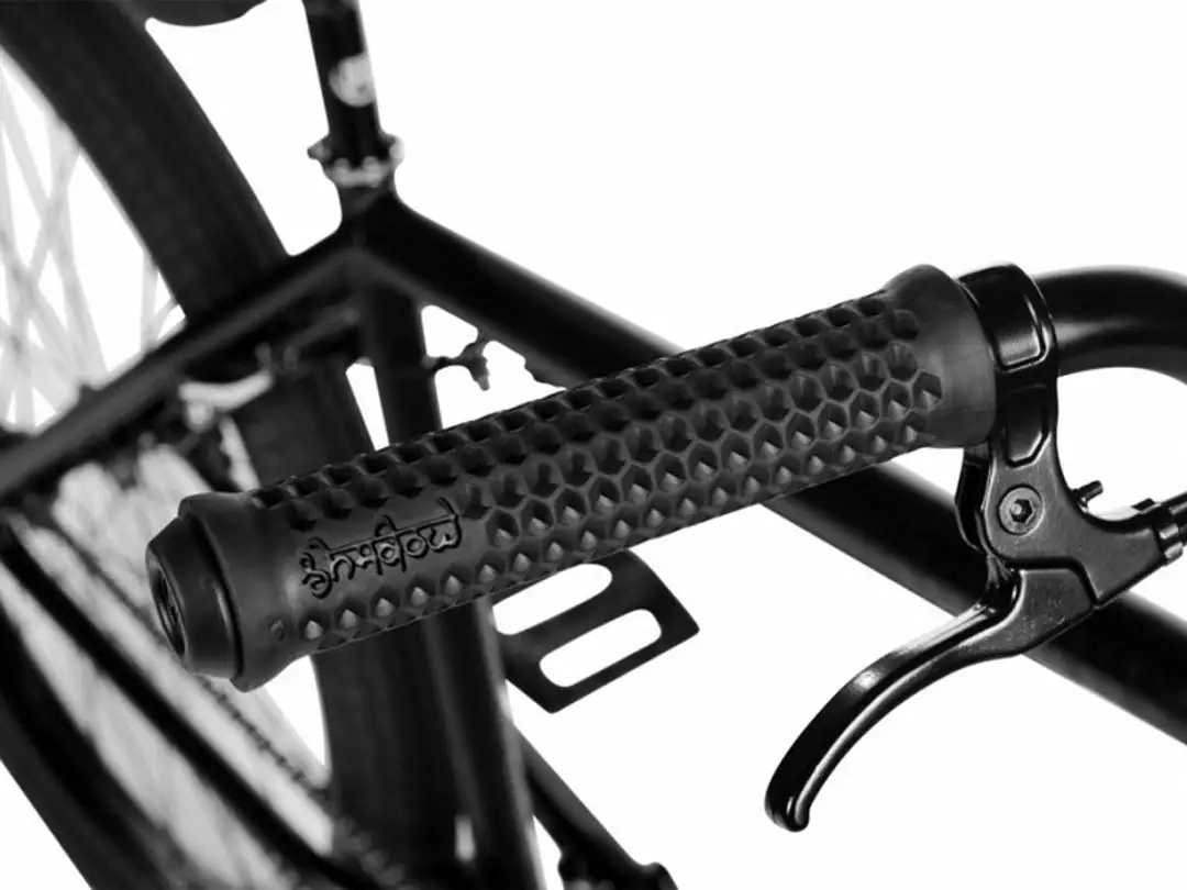 Subrosa Salvador 26" Bike-Murdered Out Satin Black 2 Subrosa Salvador 26" Bike-Murdered Out Satin Black